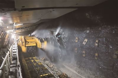 一季度全省煤炭產(chǎn)量達(dá)到3.35億噸，同比增長8.9%——山西不折不扣落實(shí)煤炭增產(chǎn)保供任務(wù)